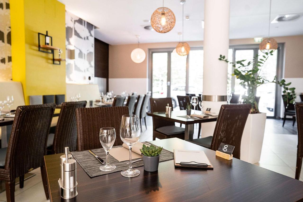 Lanzcarre Hotel Mannheim, A Member Of Radisson Individuals エクステリア 写真